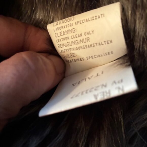 BALLY 1990s Black Suede Silver Fox Fur Jacket Sz 4 - Picture 9 of 10